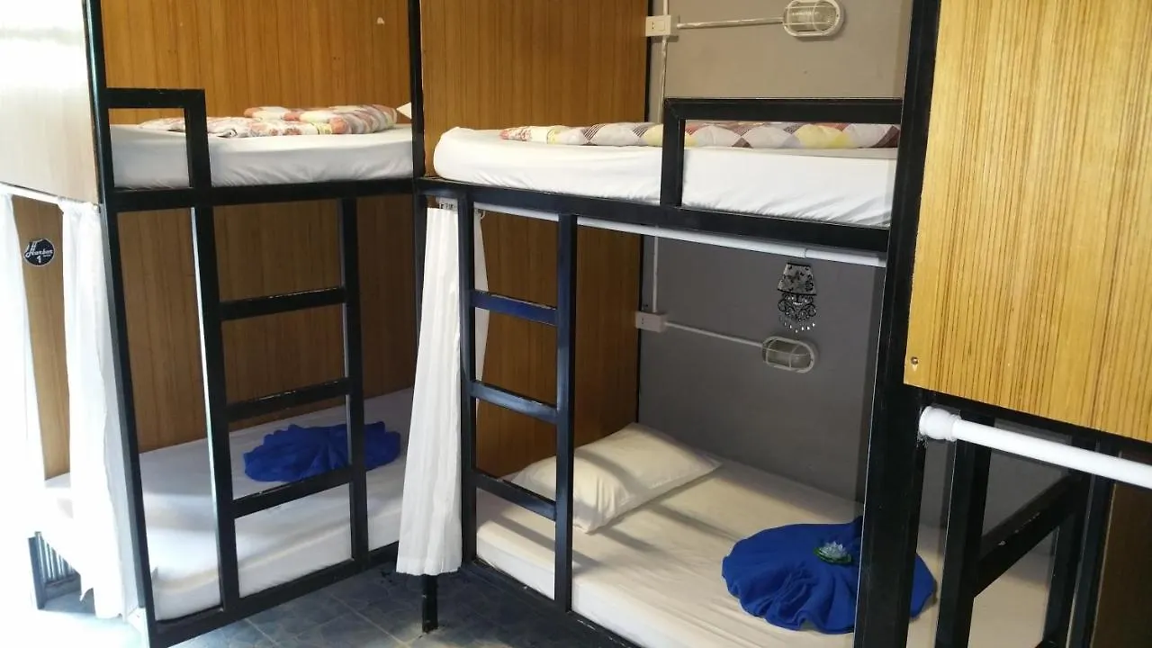 Harbor Hostel (Adults Only) Tau-sziget